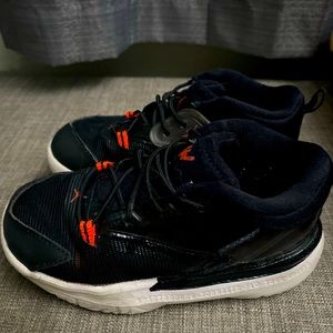 Good condition jordans for kids, 9C